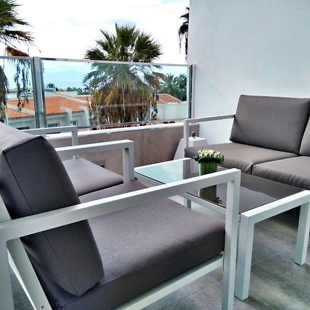 Luxury Renevapartment Island Village Адехе Екстериор снимка