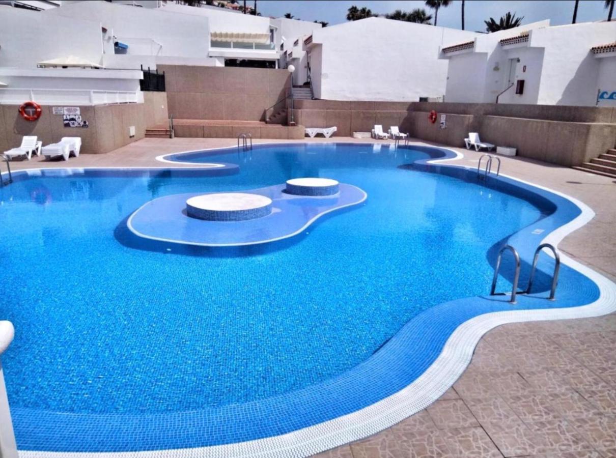 Luxury Renevapartment Island Village Адехе Екстериор снимка