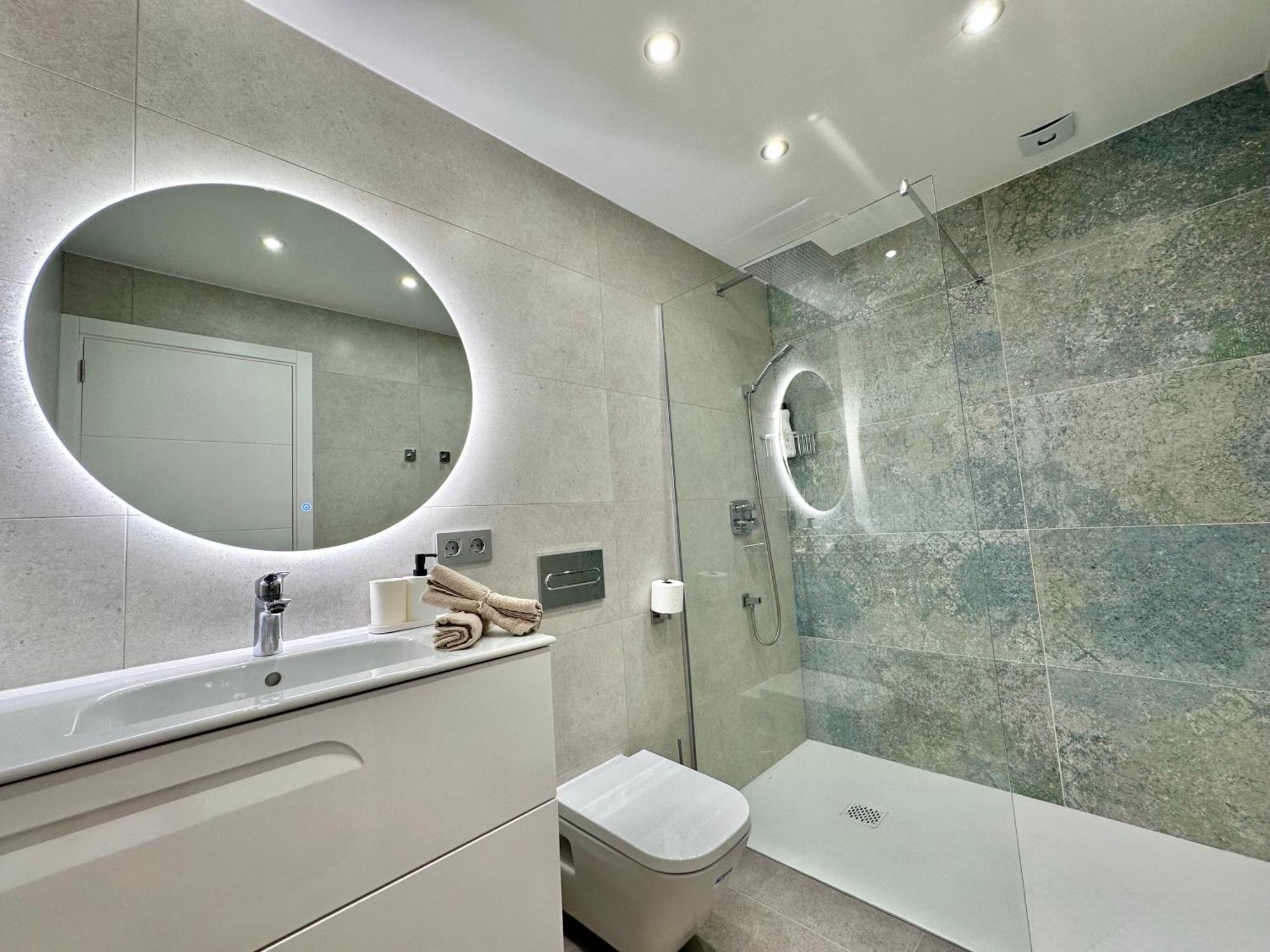 Luxury Renevapartment Island Village Адехе Екстериор снимка