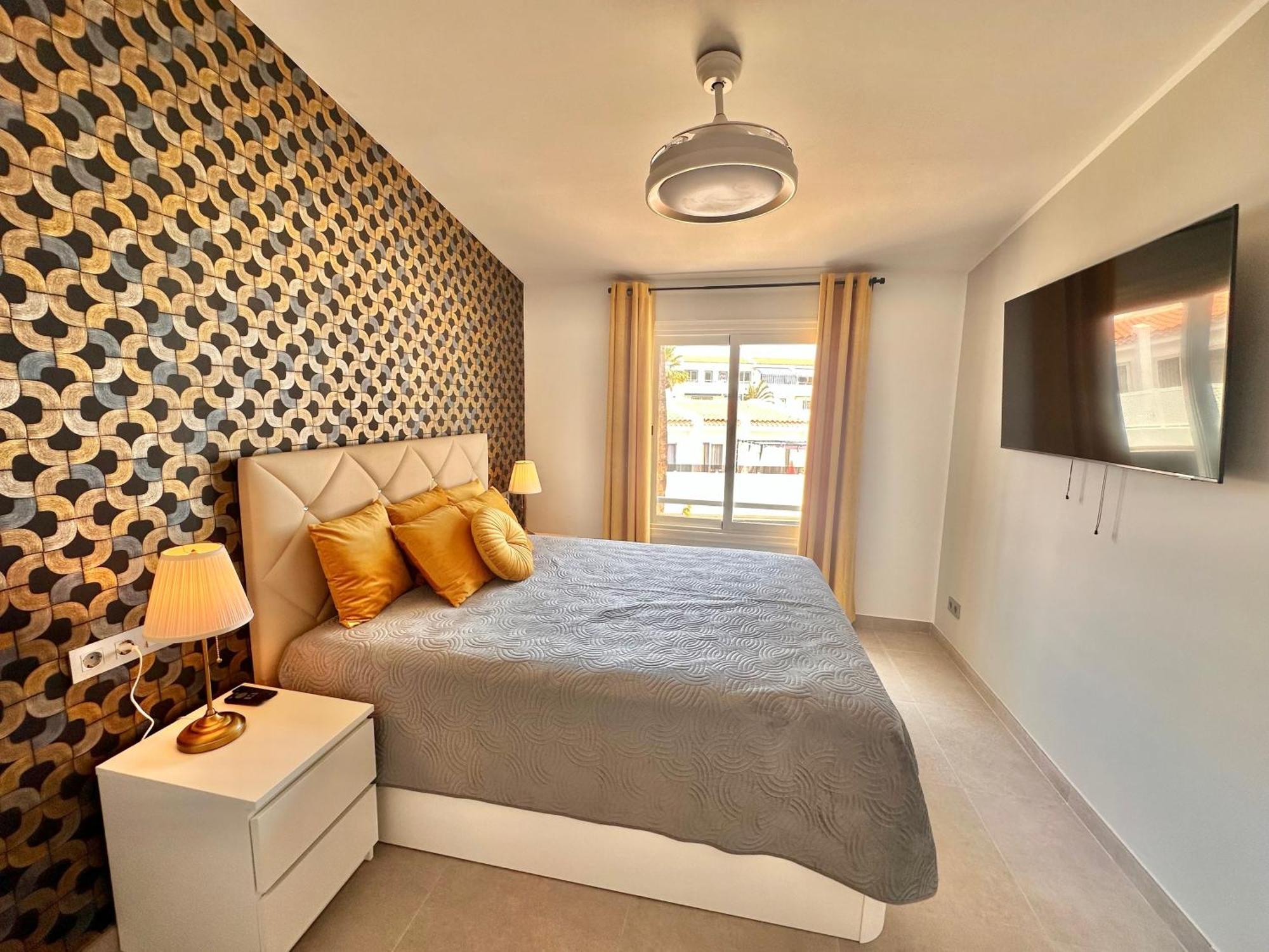 Luxury Renevapartment Island Village Адехе Екстериор снимка