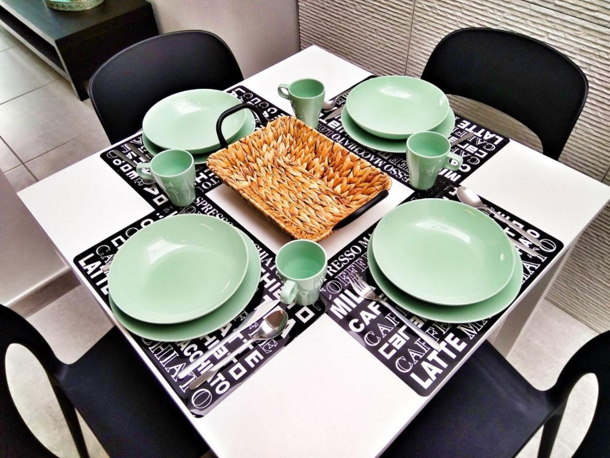 Luxury Renevapartment Island Village Адехе Екстериор снимка